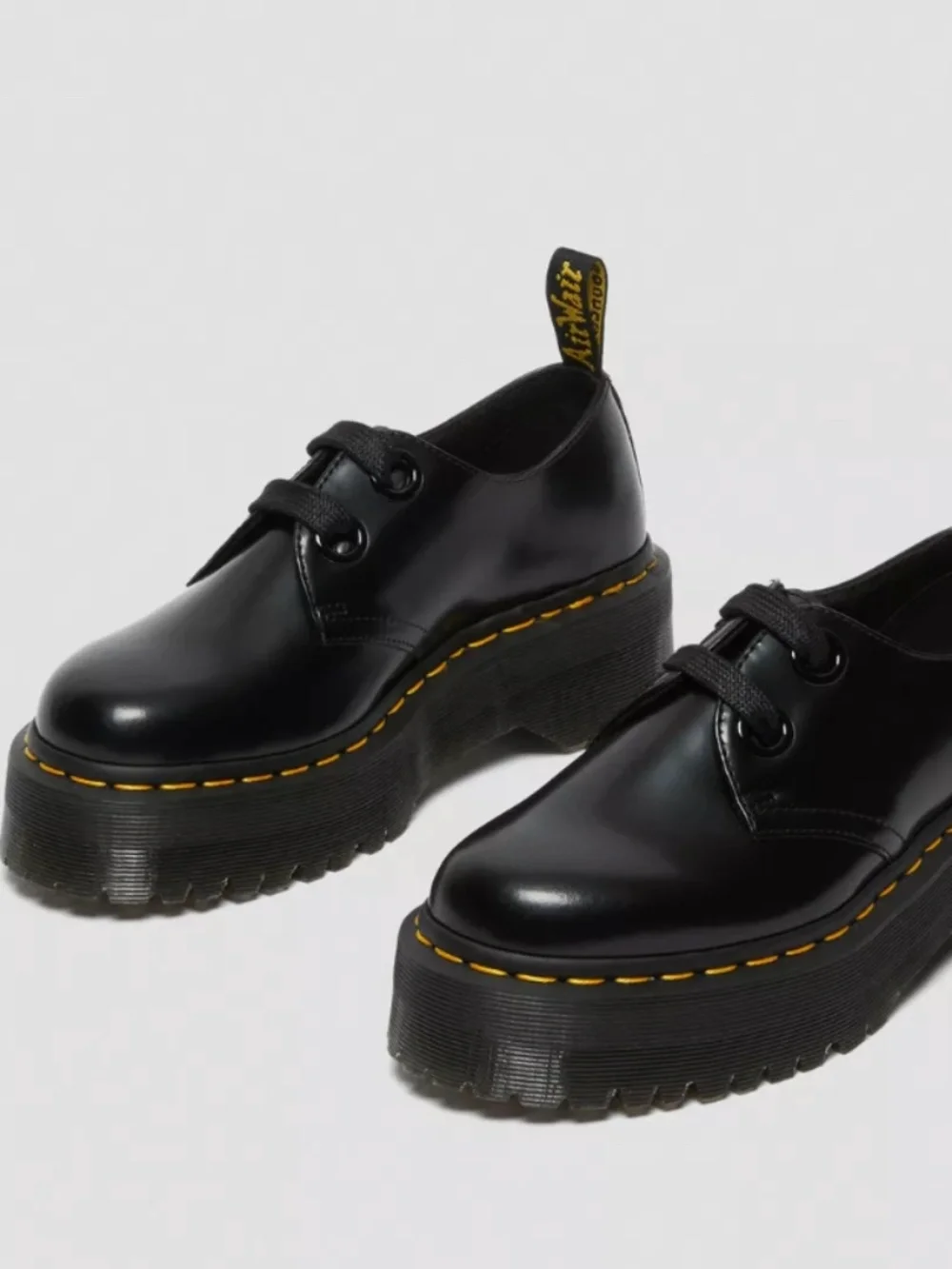 Dr. Martens Women's Black Holly Women's Leather Platform Shoes Size US 8 EU39